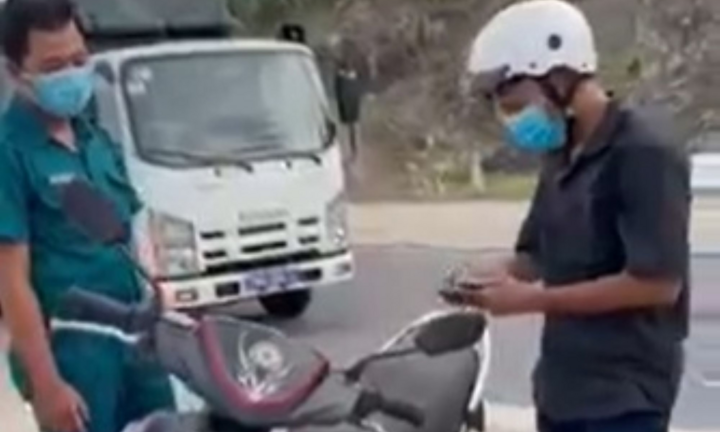 Cán bộ phường ở TP Nha Trang nói bánh mì không phải hàng thiết yếu