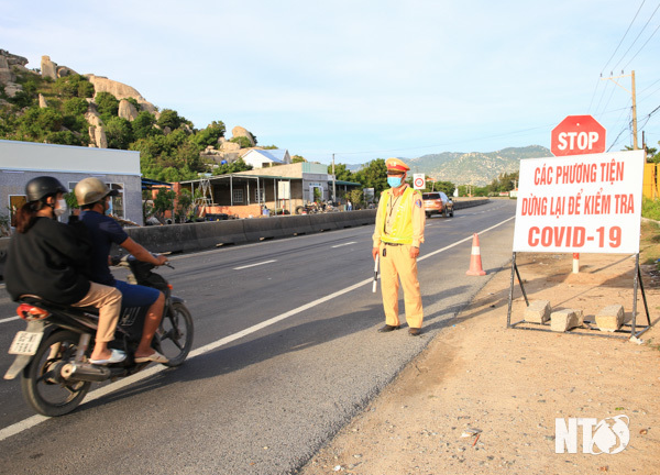 Ninh Thuận tạm dừng nhận người đến làm việc từ các tỉnh có dịch COVID-19