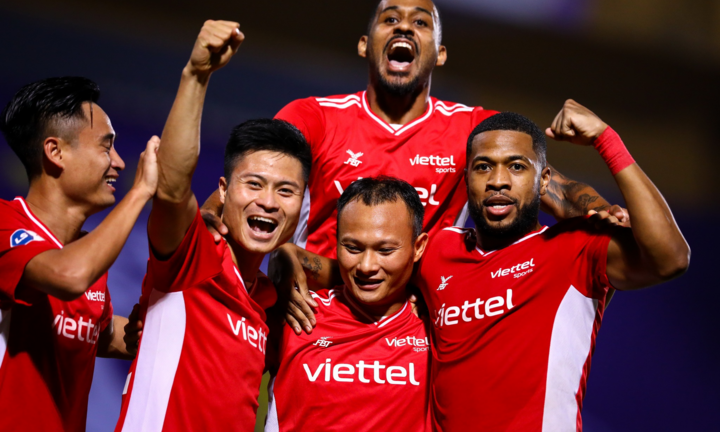 Bài học Thái Lan là gợi ý cho mùa giải V-League bão tố