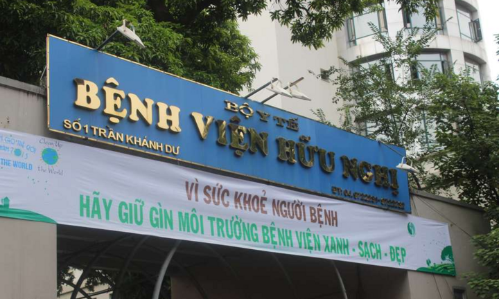 Bệnh viện Hữu Nghị kỷ luật nhân viên y tế trong vụ 'tiêm vaccine không đăng ký'