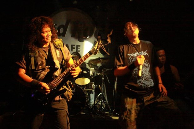 Rocker Việt kỳ cựu Trung Thành Sago qua đời do COVID-19