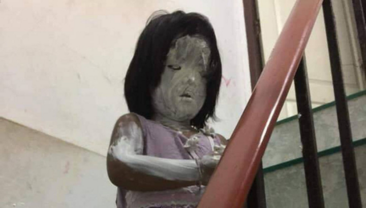 Vừa ngủ dậy đã thấy ‘phim kinh dị’ trước mắt, cô gái ‘khóc hận’ khi biết sự thật