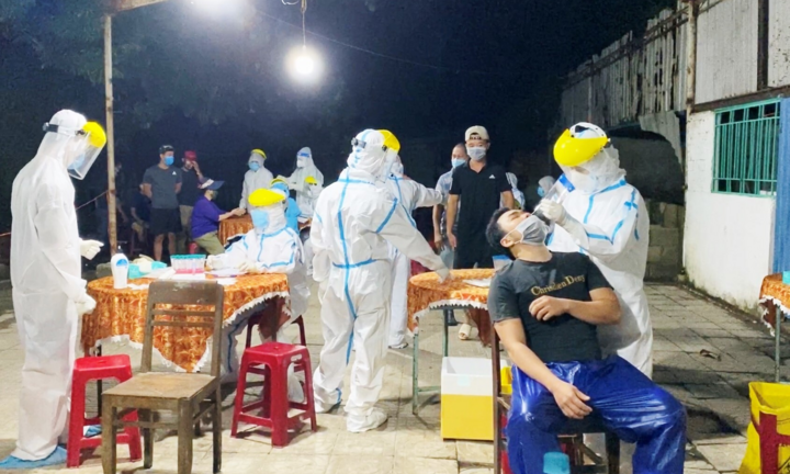 Vợ chồng chủ lò mổ dương tính SARS-CoV-2, Đà Nẵng khẩn tìm người liên quan