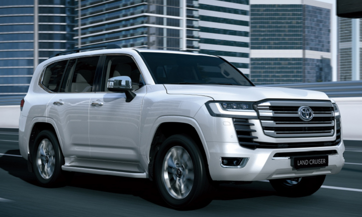 Vì sao Toyota yêu cầu khách mua Land Cruiser không bán lại?