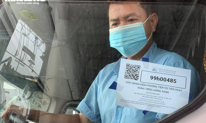 Mở luồng xanh cho xe tải, cửa ngõ Hà Nội thông thoáng trở lại