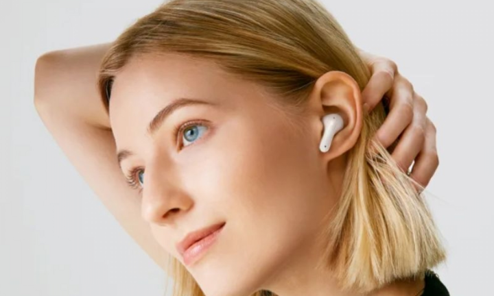 Tai nghe không dây có thể tự làm sạch vi khuẩn, âm thanh 3D