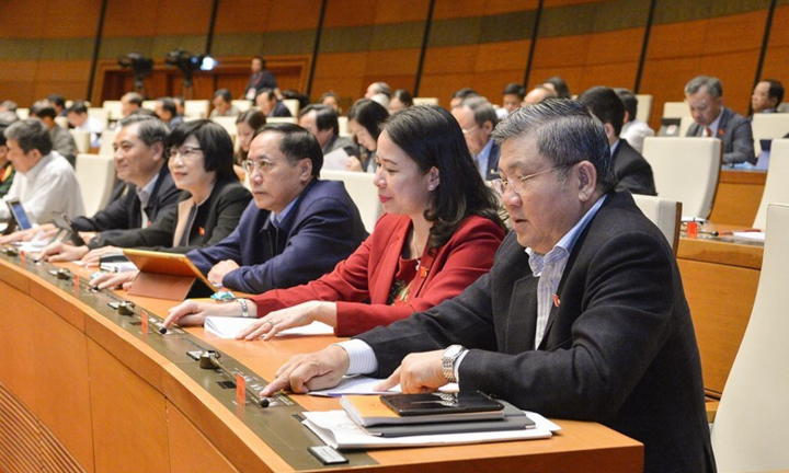 Quốc hội 'chốt' chỉ tiêu tăng trưởng GDP bình quân 6,5-7% cho 5 năm tới