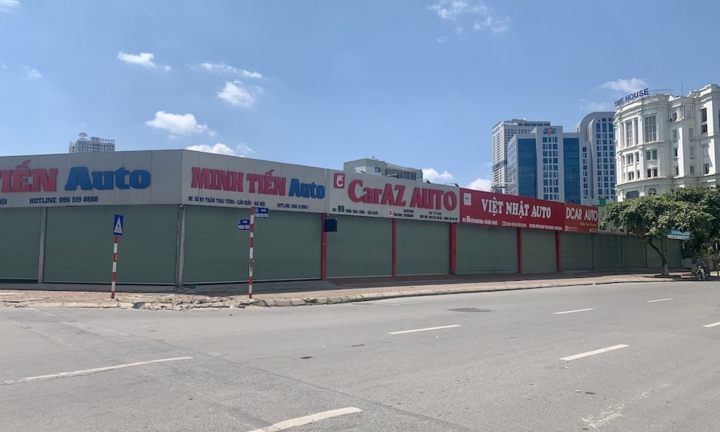 Khách thắt chặt chi tiêu, bùng cọc giữa mùa dịch, ô tô giảm giá sâu vẫn ế ẩm