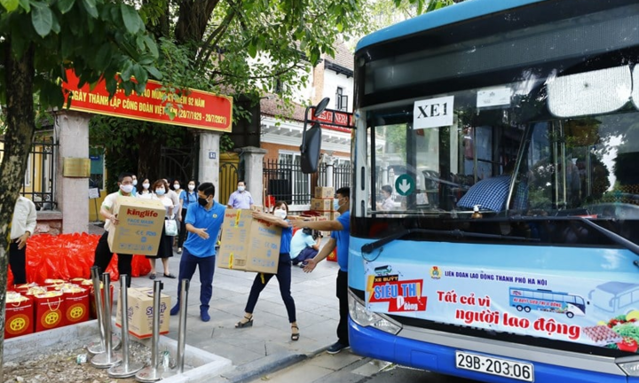 Video: 'Xe buýt 0 đồng' phục vụ người lao động ảnh hưởng dịch COVID-19