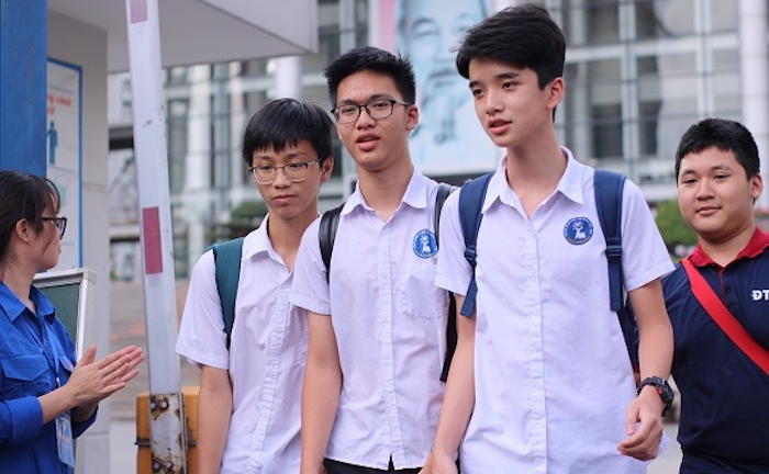 Tham khảo điểm chuẩn Đại học Luật Hà Nội 4 năm qua