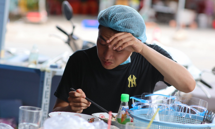 Tình nghệ sĩ trong thời dịch