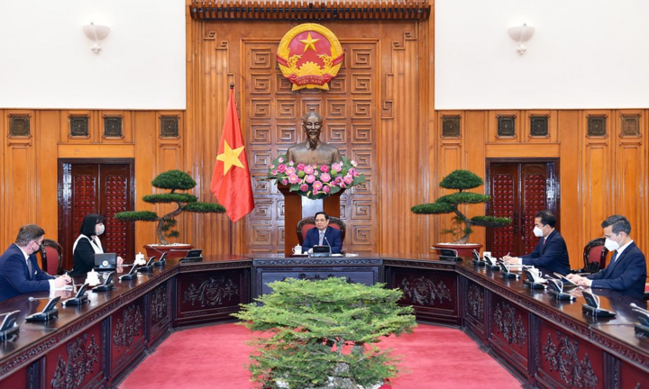 Đề nghị Rumania nhượng lại vaccine cho Việt Nam sớm nhất có thể