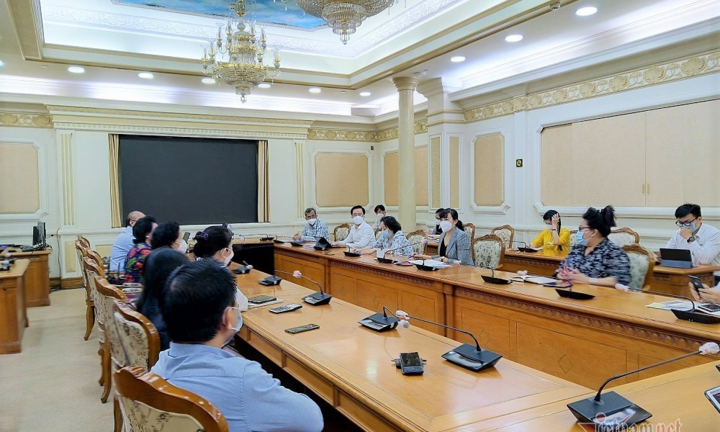 Ông chủ 4 tỷ gói mỳ tôm kêu khó vì thiếu hành, tỏi