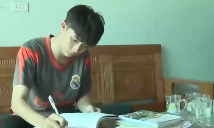 Video: Những thủ khoa không học thêm