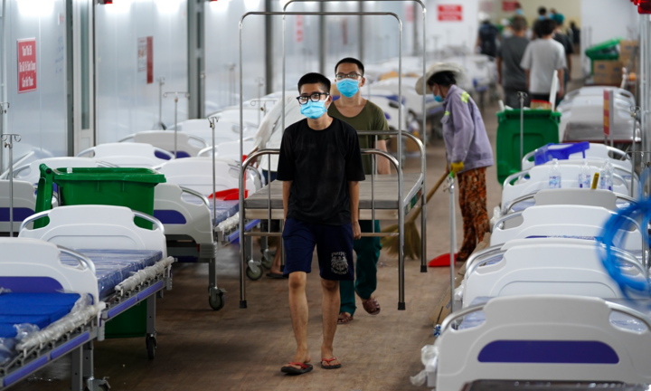 Ảnh: Gấp rút hoàn thành Trung tâm Hồi sức cấp cứu 500 giường ở TP.HCM