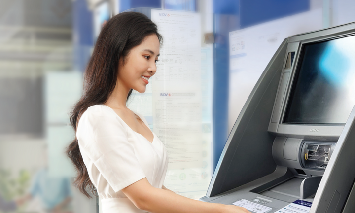 Trải nghiệm CRM BIDV - máy nộp, rút tiền tự động nhiều tiện ích