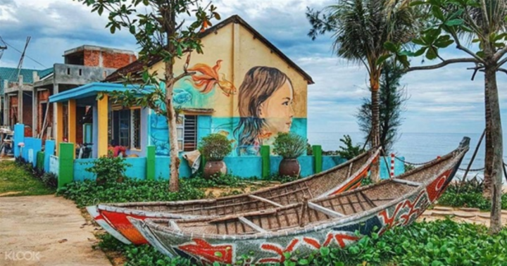 4 con đường bích họa đẹp bậc nhất Việt Nam nhất định phải ghé thăm 1 lần