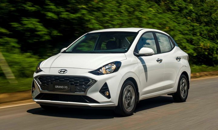 Sedan phổ thông, chọn Hyundai Grand i10 hay Mitsubishi Attrage?