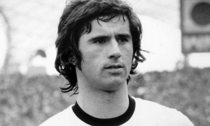 Huyền thoại Gerd Muller qua đời 