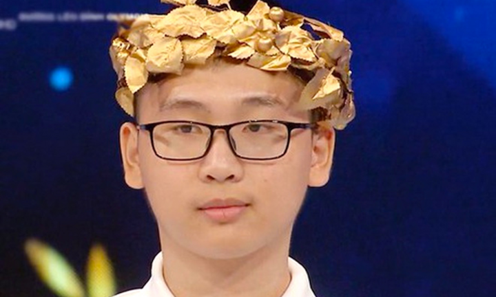 Nam sinh trường Amsterdam trả lời câu hỏi thần tốc giành vòng nguyệt quế Olympia