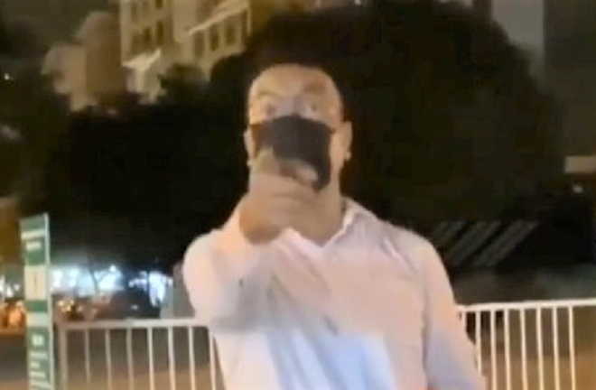 Xử lý nghiêm người đàn ông xưng 'tao là VTV' định thông chốt kiểm dịch ở Hà Nội