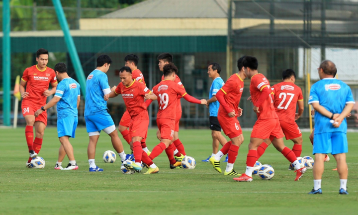 ĐT Việt Nam và U22 Việt Nam sẽ thi đấu nội bộ