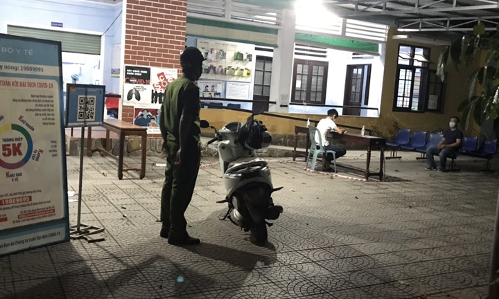 Thanh niên nhảy tàu hàng từ Đà Nẵng ra Huế thăm bạn gái bị phạt 7,5 triệu đồng