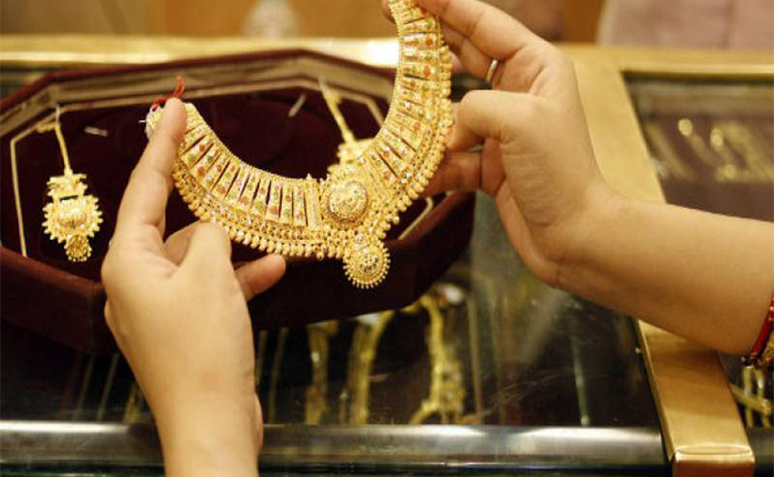 Dịch COVID-19 làm giảm doanh thu tháng 7 của PNJ