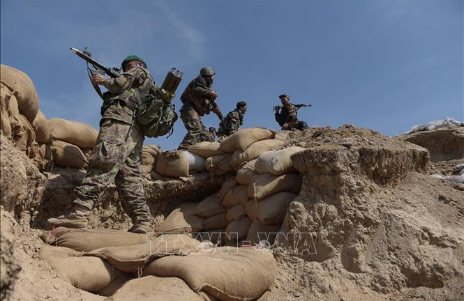 Lực lượng Taliban bị đánh bật khỏi 3 huyện ở Afghanistan