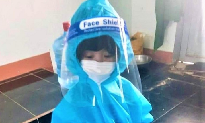 Xót thương bé 3 tuổi chiến đấu cùng lúc với ung thư và COVID-19