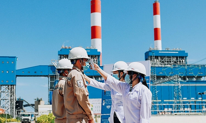 Phí sản xuất và mua điện của EVN tăng hơn 16.000 tỷ đồng