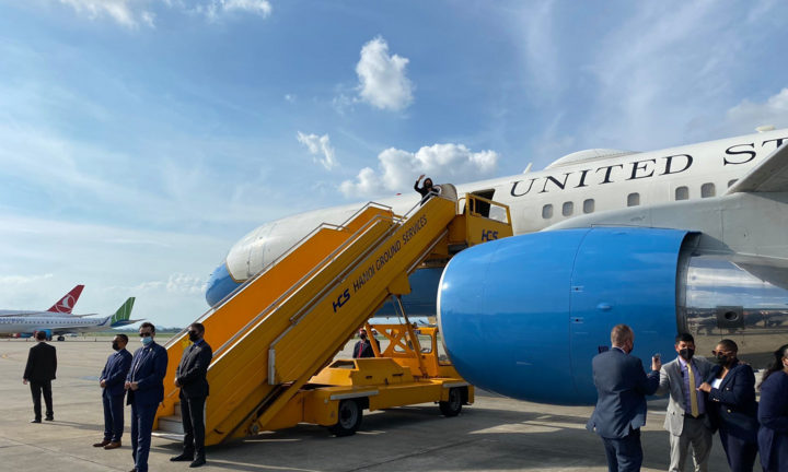 Chiều nay, Phó Tổng thống Mỹ rời Việt Nam