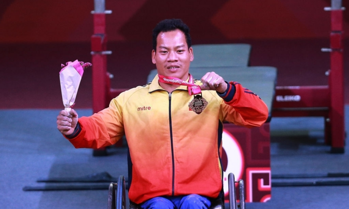 Lực sĩ Lê Văn Công làm ủy viên ban chấp hành Ủy ban Paralympic Việt Nam
