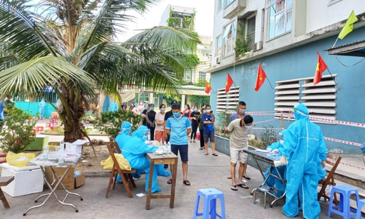 Đà Nẵng: 1 khu chung cư phát hiện 17 ca mắc COVID-19