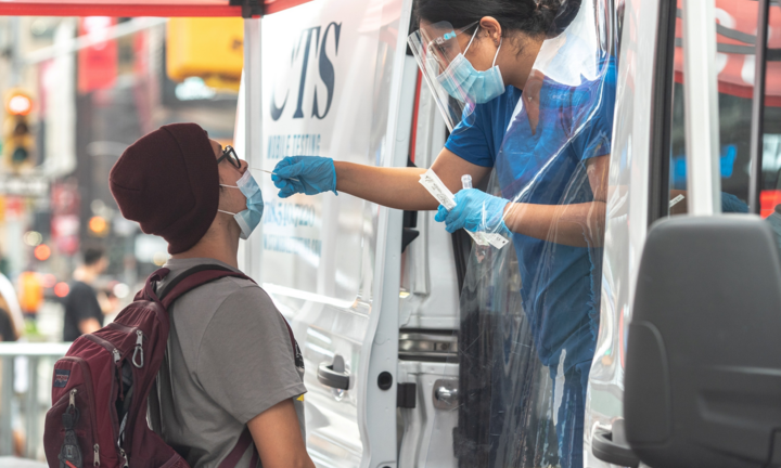 COVID-19: EU bỏ Mỹ khỏi danh sách quốc gia an toàn du lịch 