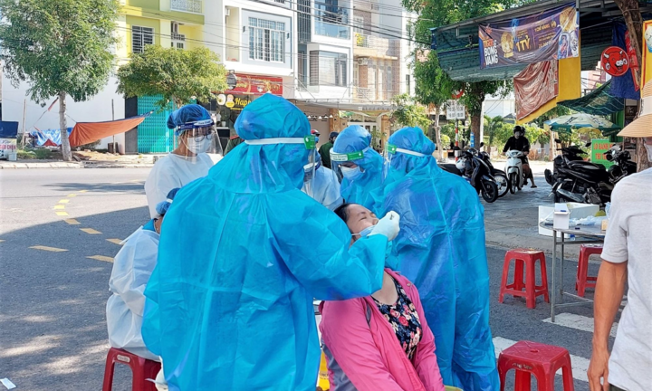 Đà Nẵng: 64 ca mắc COVID-19 mới, 1 ca cộng đồng là nhân viên y tế