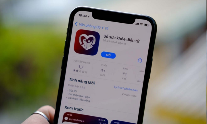 Vì sao nhiều người tiêm vaccine mà chưa có thông tin ở Sổ sức khỏe điện tử?