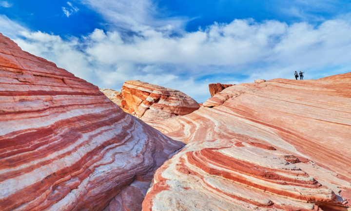 Đến Mỹ khám phá 12 'kỳ quan đá' ngoạn mục hiếm có