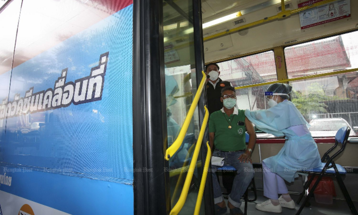 Thái Lan kết hợp vaccine Sinovac - Astrazeneca để rút ngắn thời gian tiêm 2 liều