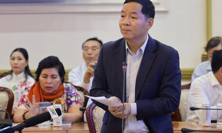 TS Vũ Thành Tự Anh cảnh báo về thiệt hại của kinh tế TP.HCM