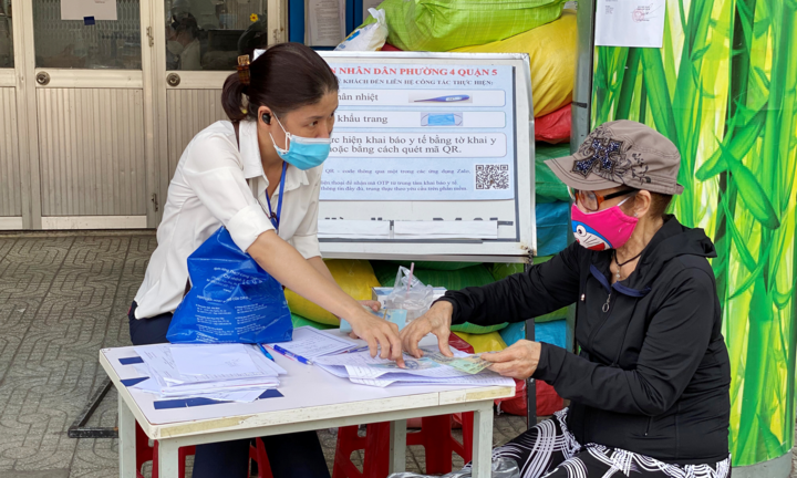 TP.HCM: Những ai đủ điều kiện nhận tiền hỗ trợ đợt 3?