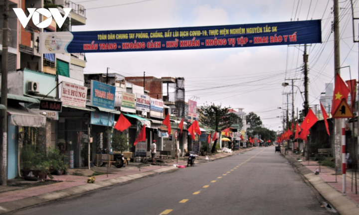 Long An áp dụng Chỉ thị 15 trên toàn tỉnh, tháo dỡ bớt chốt kiểm soát