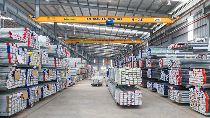 Phương Trang Window chú trọng cải tiến và đổi mới trước sự thay đổi giá nhôm