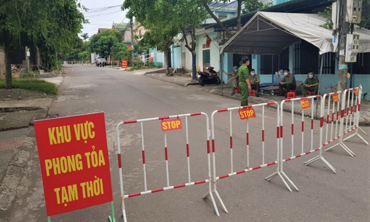 Hà Nội phong tỏa chợ Kiến Hưng khi phát hiện ca COVID-19 từng đến mua sầu riêng
