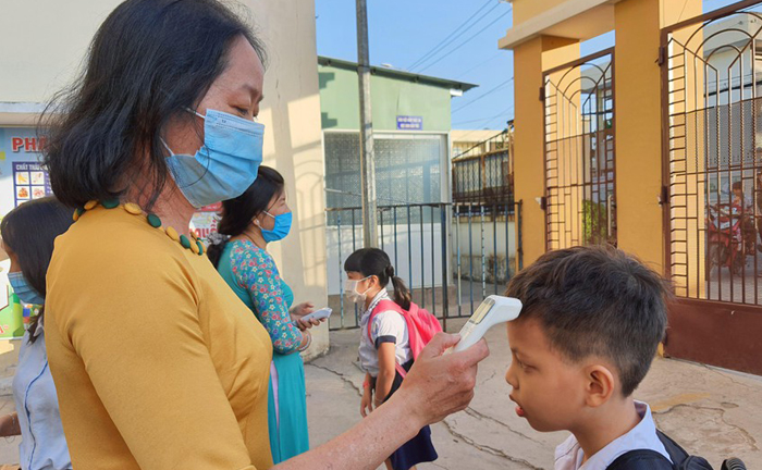 Hơn 130 học sinh đầu tiên ở TP.HCM có thể đến trường từ 4/10