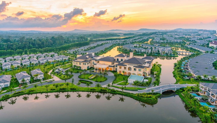 Giới đầu tư săn bất động sản nghỉ dưỡng 'hàng hiệu' Phú Quốc