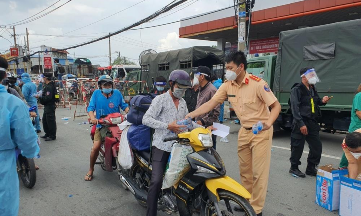 Sở GTVT TP.HCM đề xuất cho xe cá nhân được đi đến 4 tỉnh kế cận