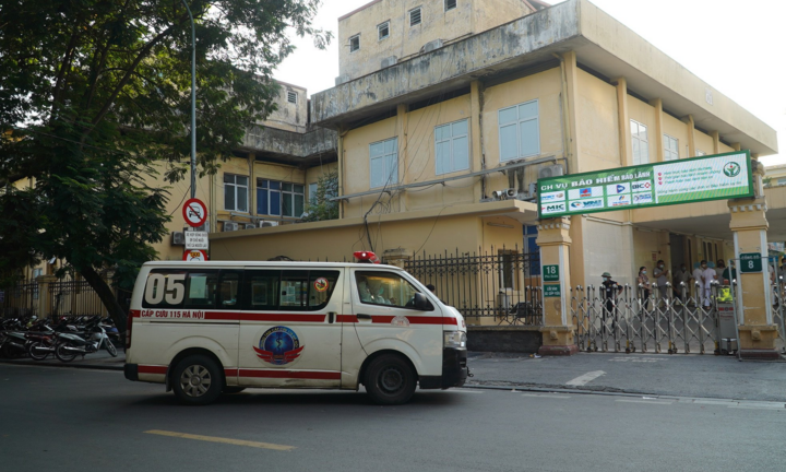 Dự kiến đưa hơn 1.000 người nhà bệnh nhân BV Việt Đức đi cách ly tập trung