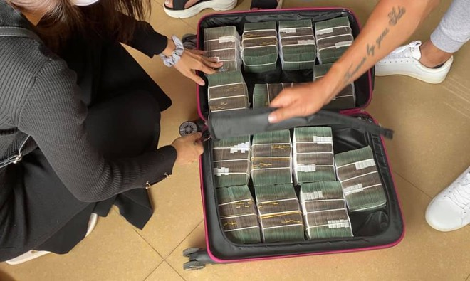 Công an TP.HCM rà soát thông tin nghệ sĩ theo tố giác của bà Phương Hằng