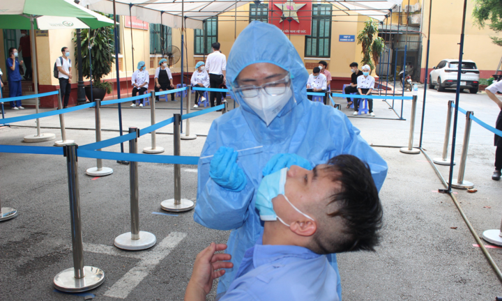 Hà Nội: Chùm ca bệnh liên quan BV Việt Đức thêm 2 người nhiễm SARS-CoV-2